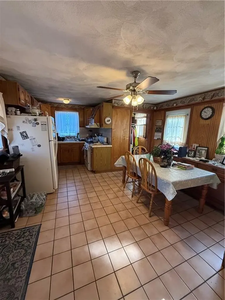 34 36 Willow Street West Warwick RI 02893