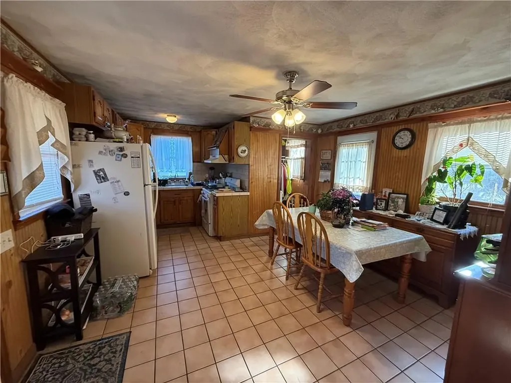 34 36 Willow Street West Warwick RI 02893