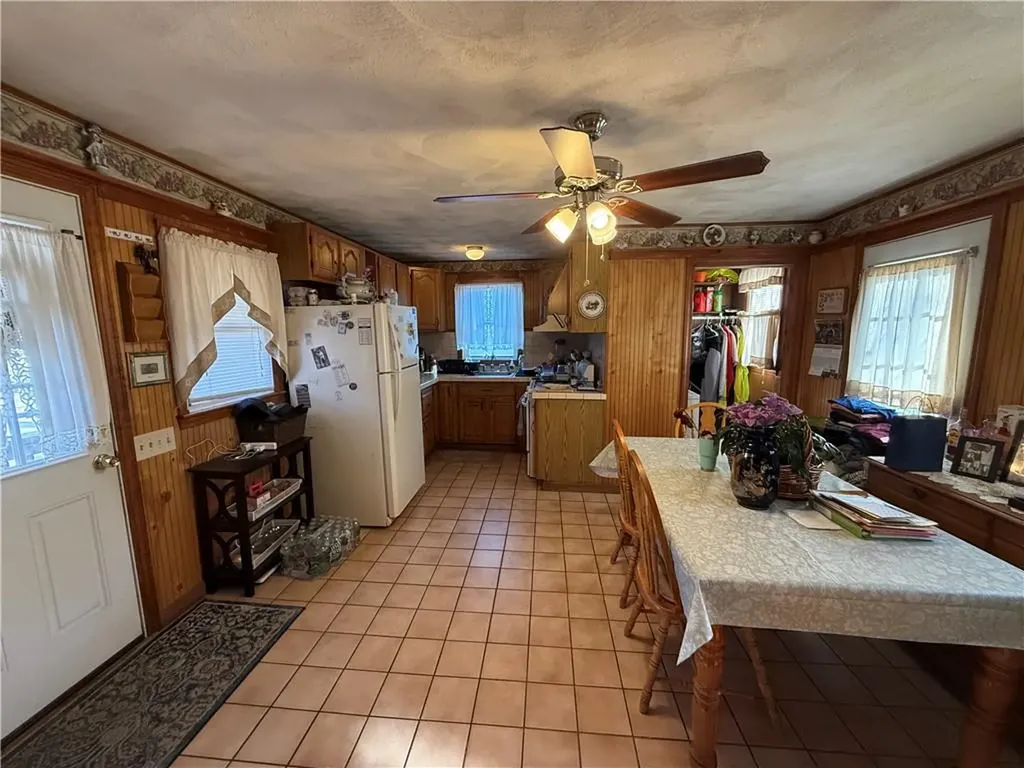 34 36 Willow Street West Warwick RI 02893