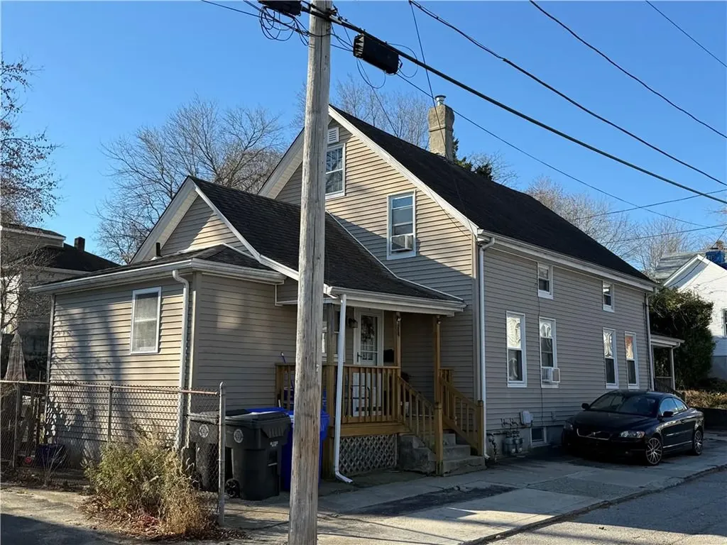 34 36 Willow Street West Warwick RI 02893