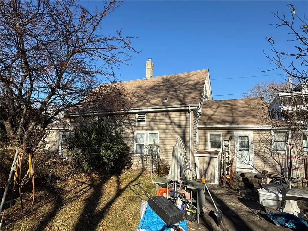 34 36 Willow Street West Warwick RI 02893