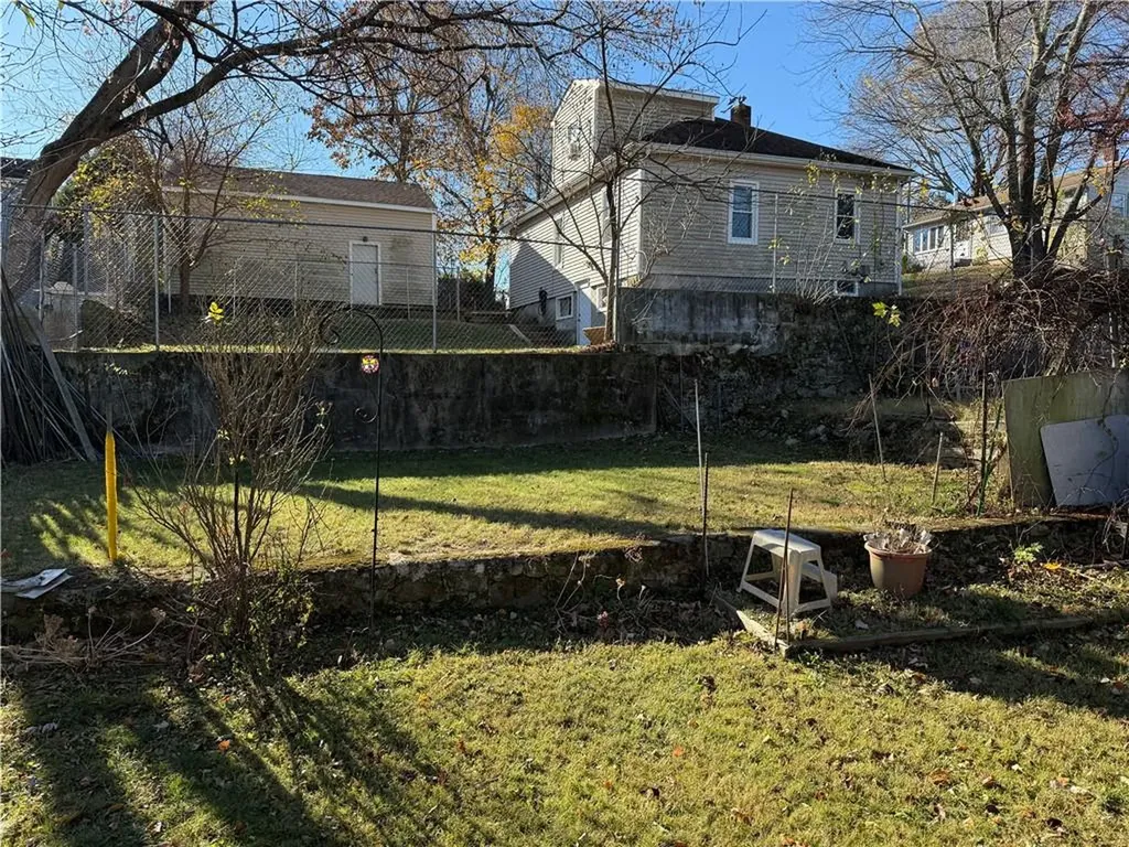 34 36 Willow Street West Warwick RI 02893