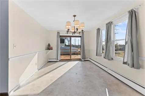 71 Pearson Avenue Pawtucket RI 02860