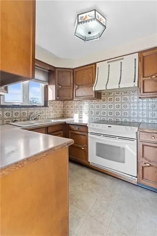 71 Pearson Avenue Pawtucket RI 02860