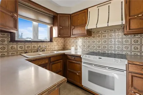 71 Pearson Avenue Pawtucket RI 02860