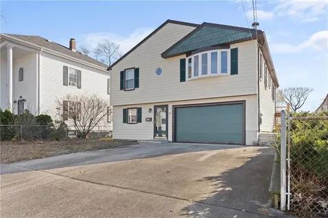 71 Pearson Avenue Pawtucket RI 02860