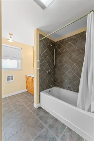 71 Pearson Avenue Pawtucket RI 02860