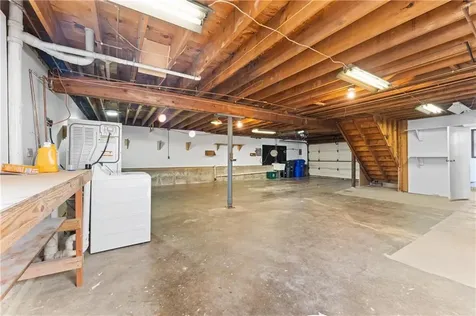 71 Pearson Avenue Pawtucket RI 02860