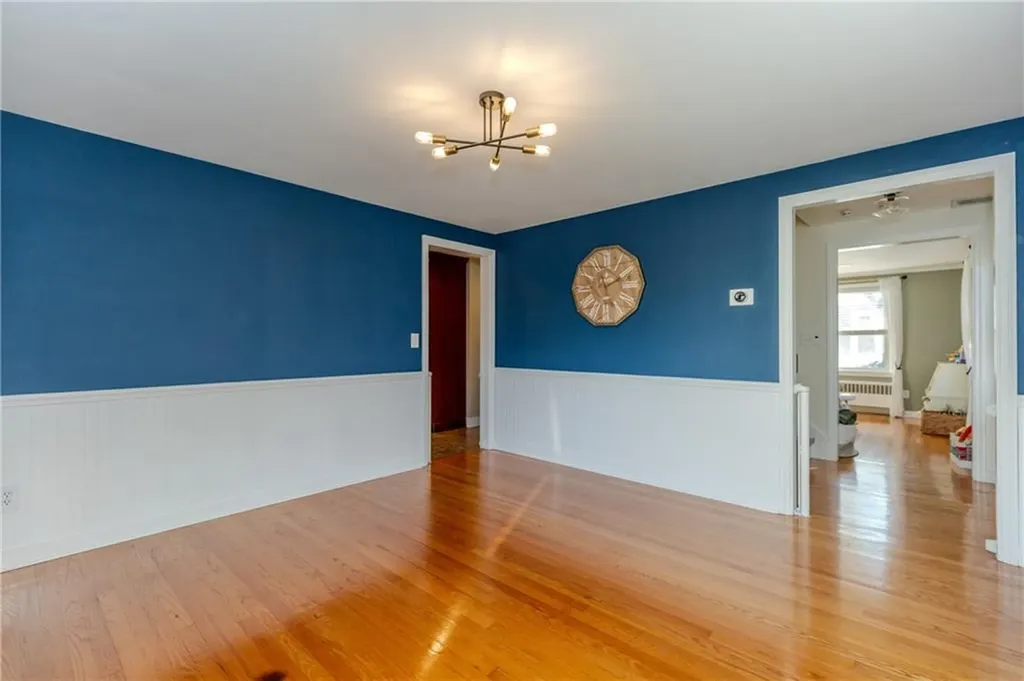 7 Mayfair Drive East Providence RI 02916