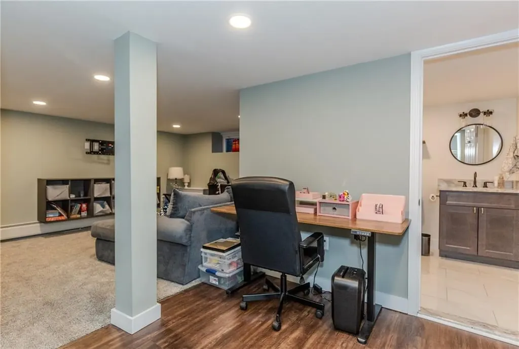 7 Mayfair Drive East Providence RI 02916