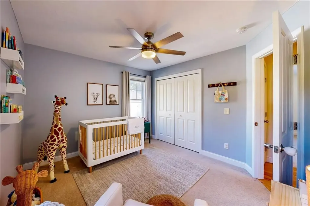 193 Reynolds Avenue Warwick RI 02889