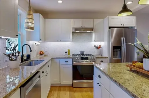 193 Reynolds Avenue Warwick RI 02889