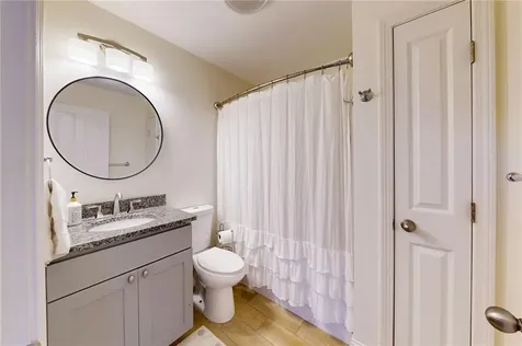 193 Reynolds Avenue Warwick RI 02889