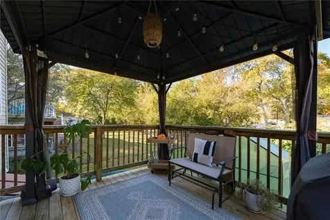 193 Reynolds Avenue Warwick RI 02889