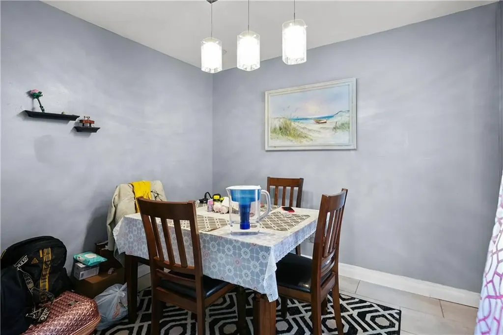 63 W Clifford Street Providence RI 02907