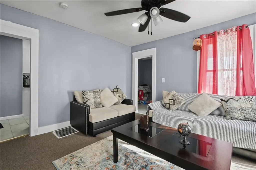 63 W Clifford Street Providence RI 02907