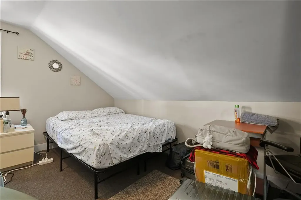 63 W Clifford Street Providence RI 02907