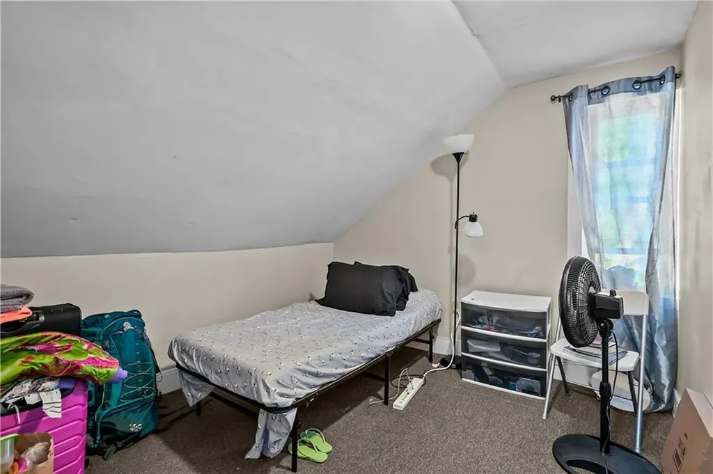 63 W Clifford Street Providence RI 02907