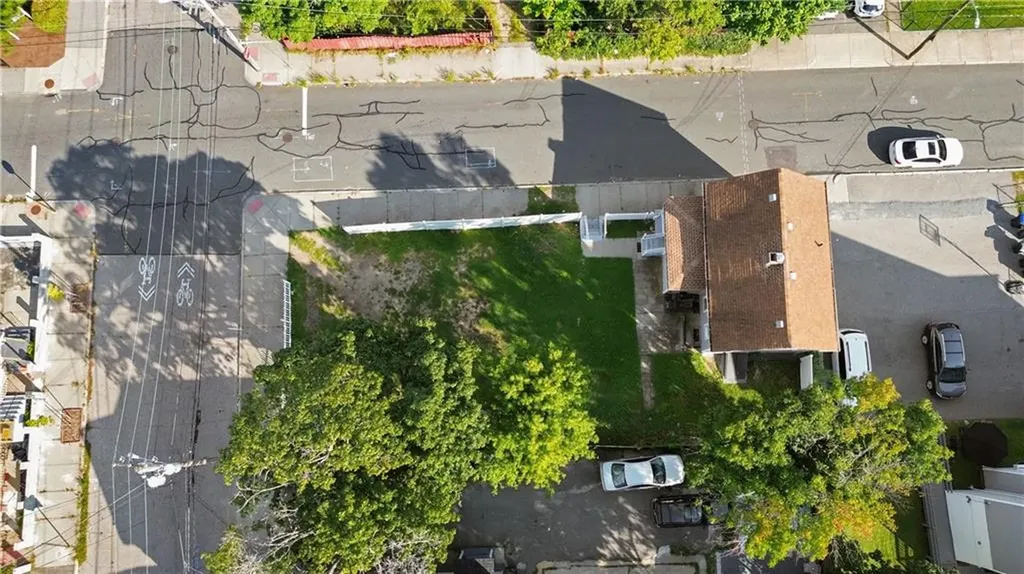 63 W Clifford Street Providence RI 02907