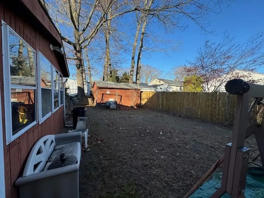 11 Cove Court North Providence RI 02911