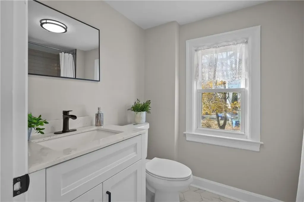 17 Boulevard Avenue Lincoln RI 02865