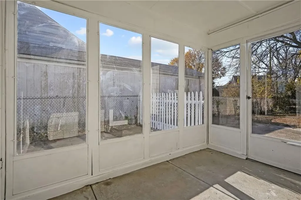 17 Boulevard Avenue Lincoln RI 02865