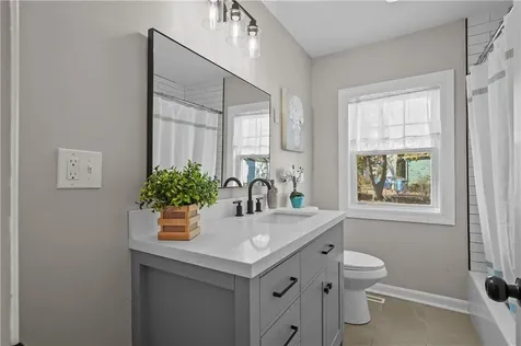 17 Boulevard Avenue Lincoln RI 02865