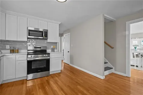 17 Boulevard Avenue Lincoln RI 02865