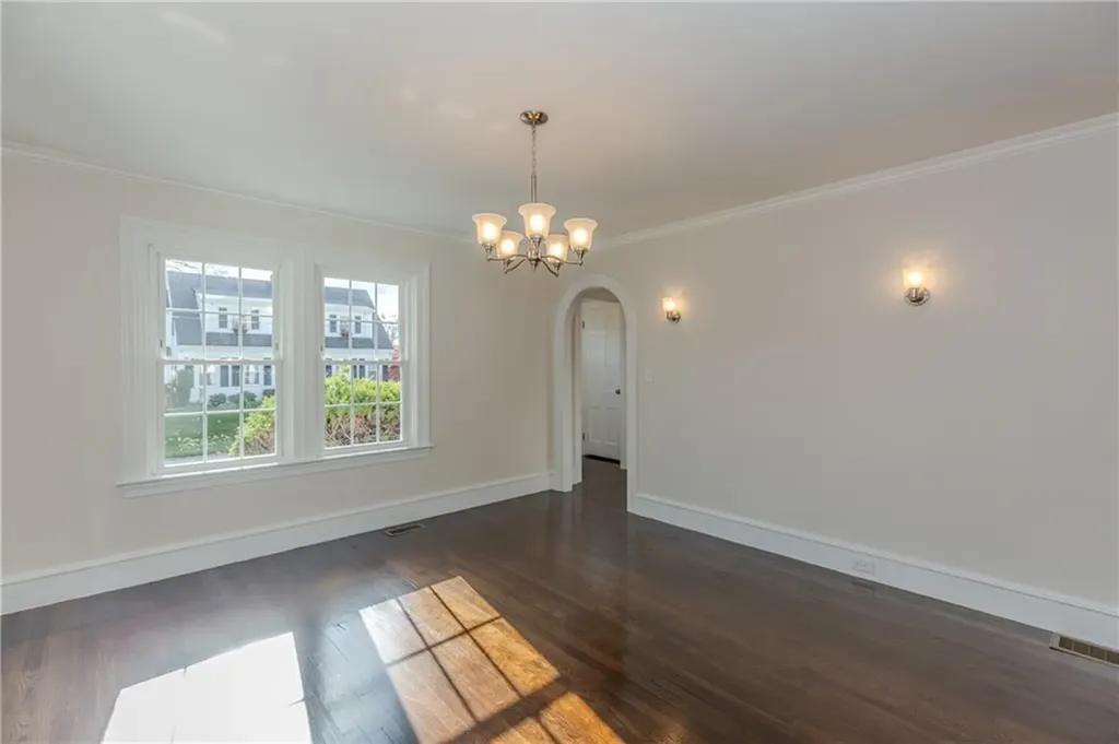 263 Country Club Drive Warwick RI 02888