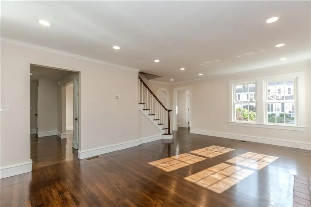 263 Country Club Drive Warwick RI 02888