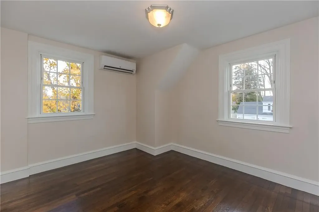 263 Country Club Drive Warwick RI 02888