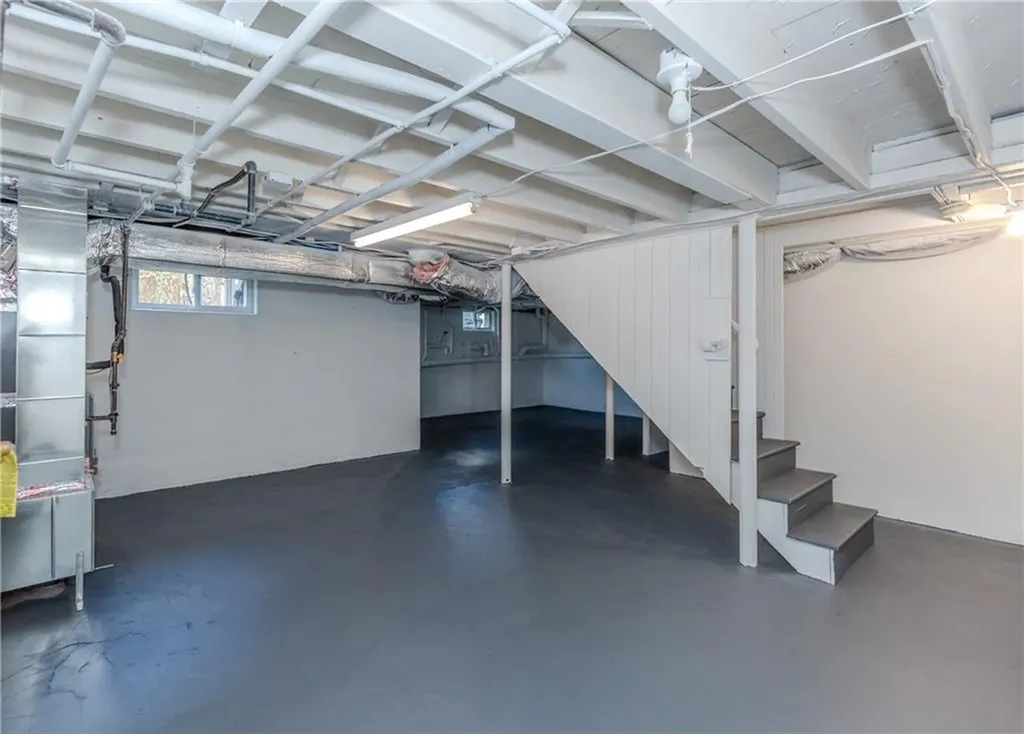 263 Country Club Drive Warwick RI 02888