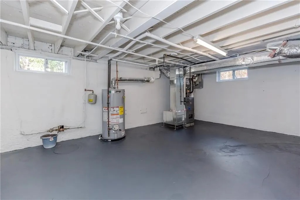 263 Country Club Drive Warwick RI 02888