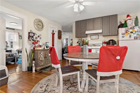 109 Market Street Warren RI 02885