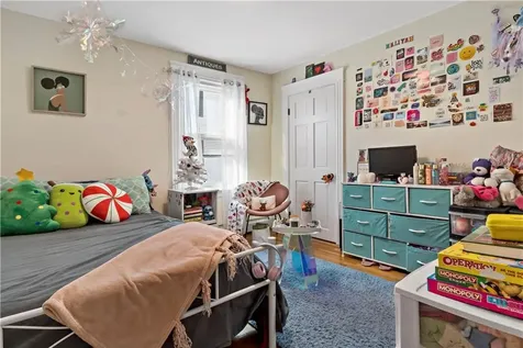 109 Market Street Warren RI 02885