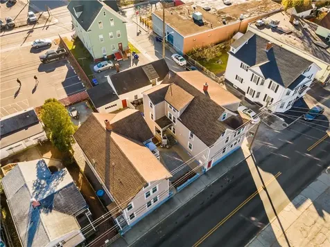 109 Market Street Warren RI 02885