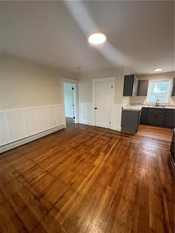 109 Market Street Warren RI 02885