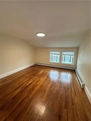 109 Market Street Warren RI 02885