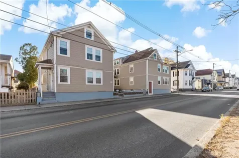 109 Market Street Warren RI 02885