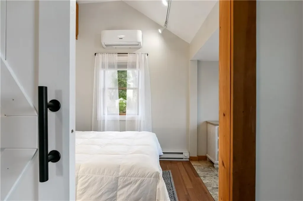 36 Cove Street Portsmouth RI 02871