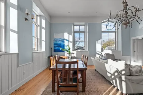 426 Spring Street Newport RI 02840