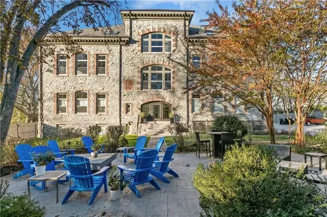 426 Spring Street Newport RI 02840