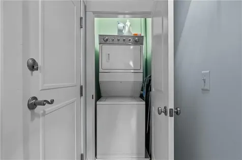 426 Spring Street Newport RI 02840