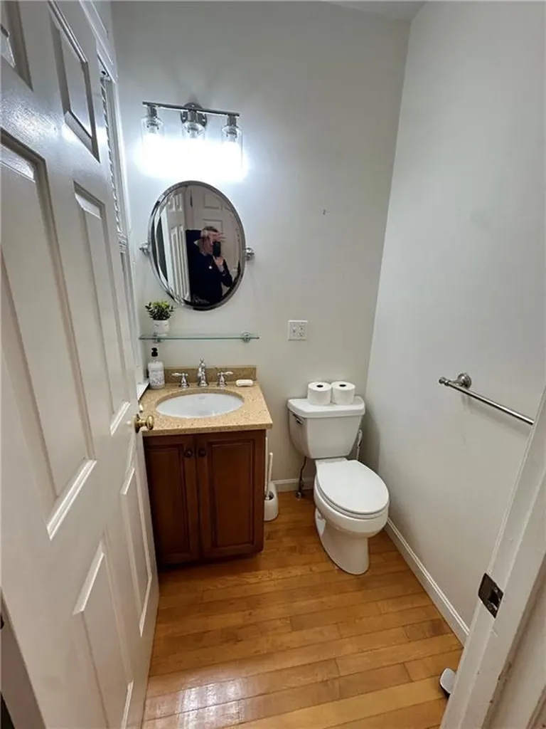 7 Clay Street Newport RI 02840