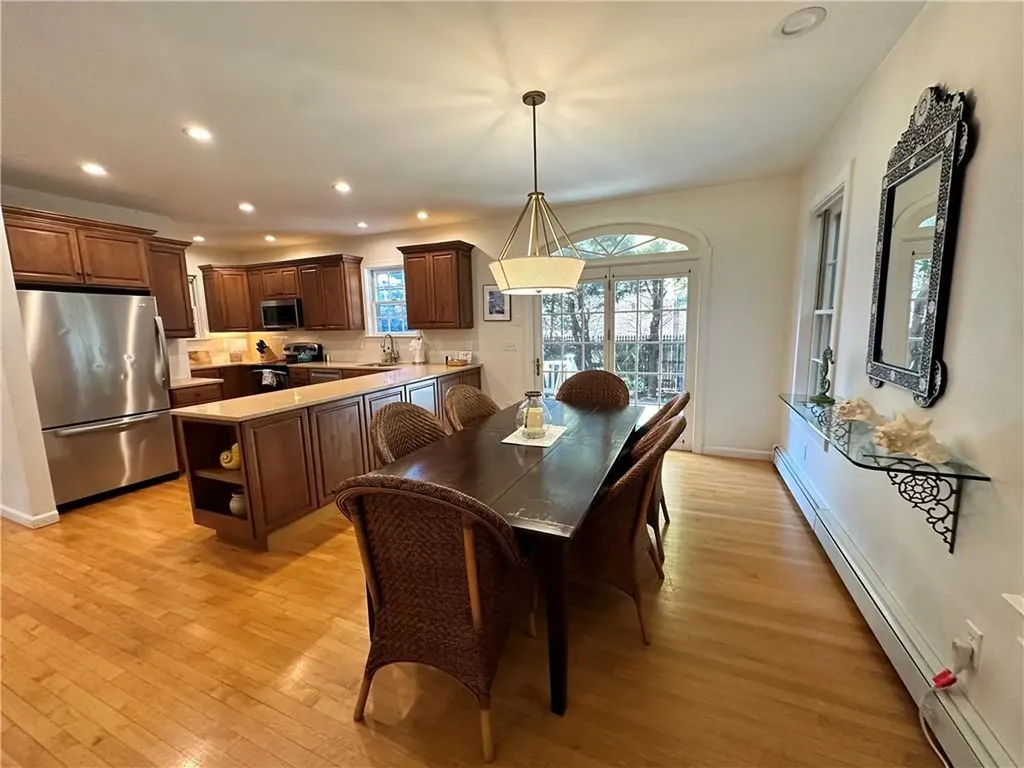 7 Clay Street Newport RI 02840