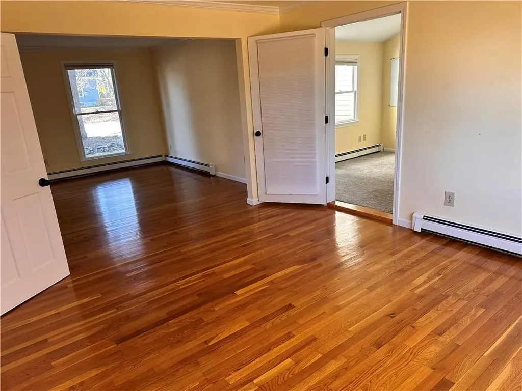10 Bluegrass Drive Middletown RI 02842