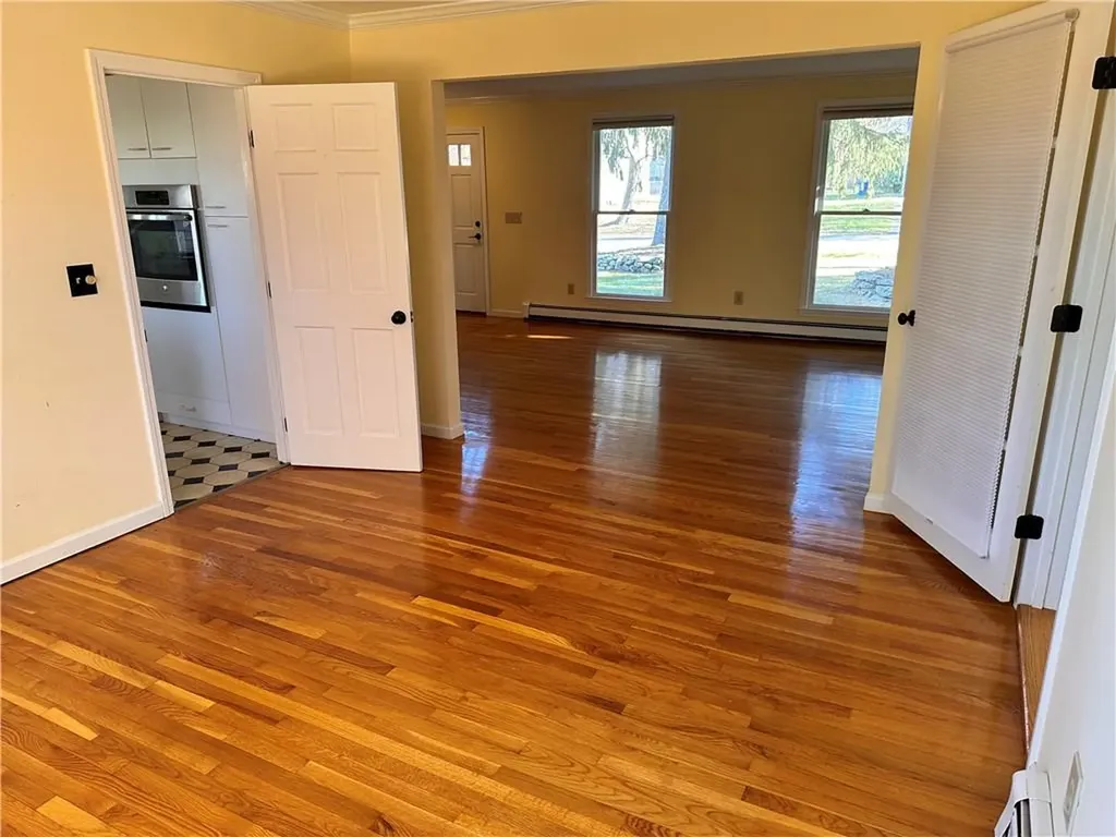 10 Bluegrass Drive Middletown RI 02842