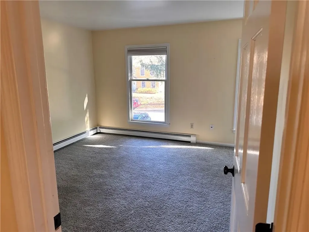 10 Bluegrass Drive Middletown RI 02842
