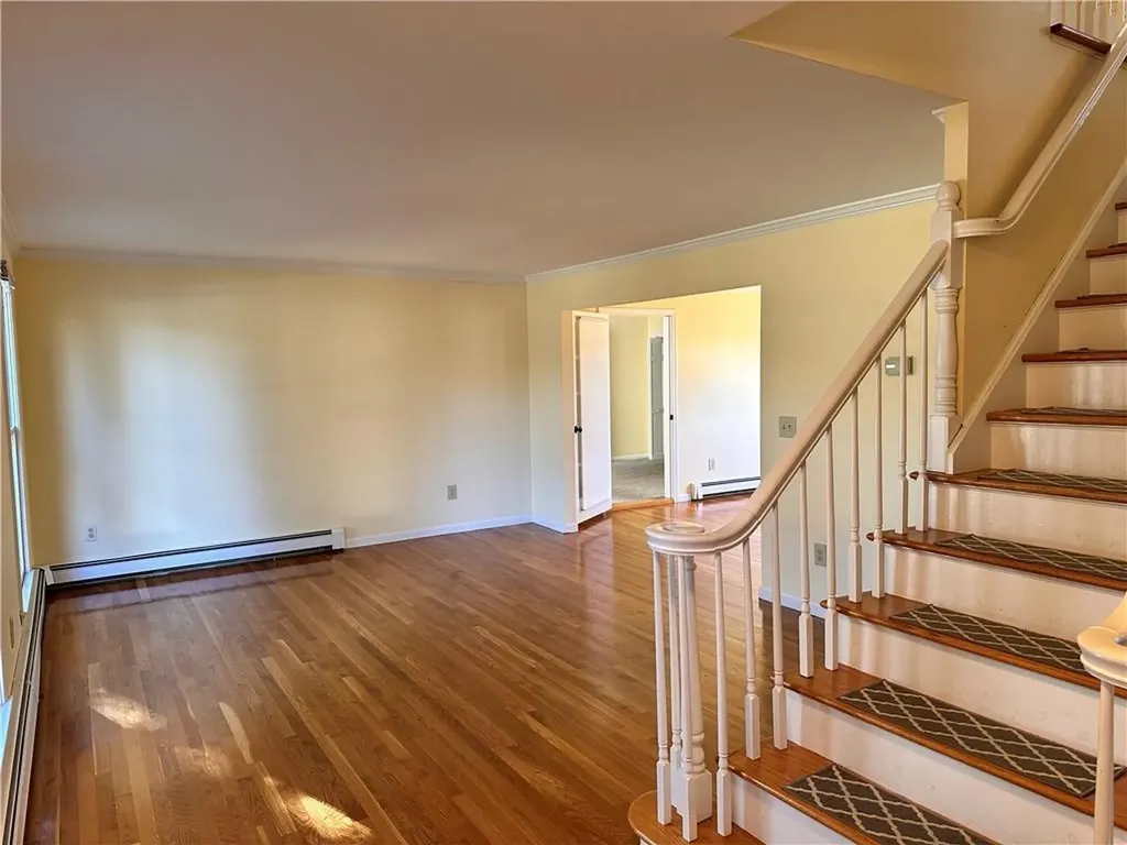10 Bluegrass Drive Middletown RI 02842