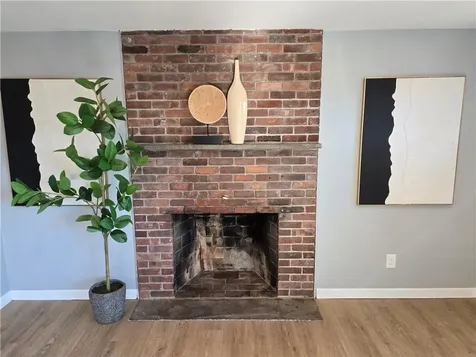 6 Carl Avenue North Providence RI 02904